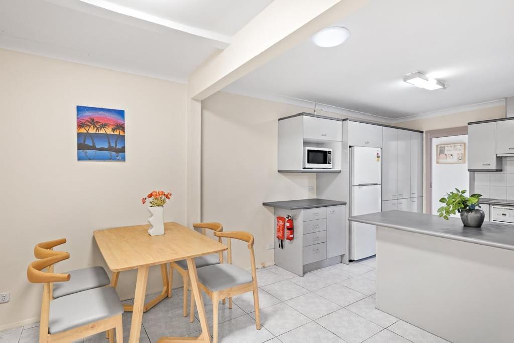 Pymble Chic Single Room - Mins To Stations & Eateries - Shared Bathroom מראה חיצוני תמונה